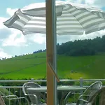 2 Separate Mit Balkon An Der Skipiste