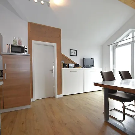 2 Separate Mit Balkon An Der Skipiste Willingen (Upland)