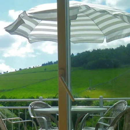 2 Separate Mit Balkon An Der Skipiste