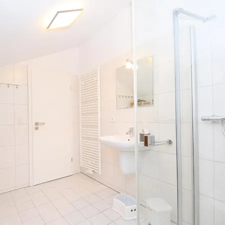 2 Separate Mit Balkon An Der Skipiste Appartement *